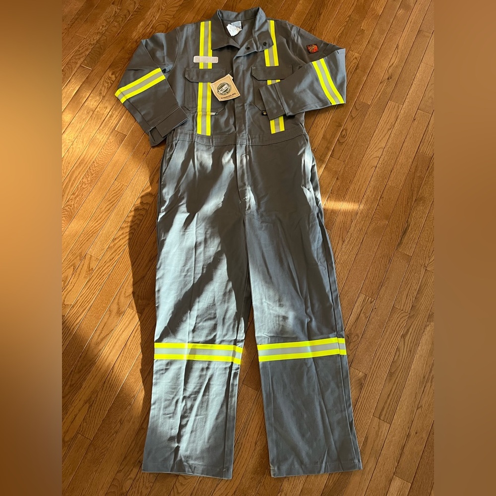 Men’s flame Resistant Cover Alls . Grey with high visibility stripes . Size 46T.